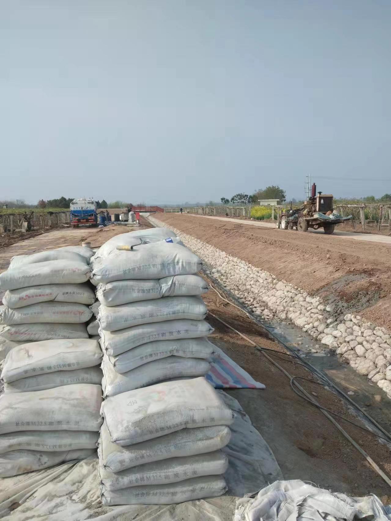 东阁镇小导管注浆